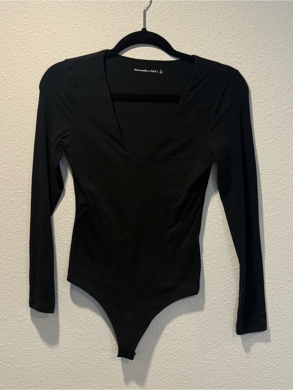 Abercrombie & Fitch Black Long-Sleeve Cotton-Blend Seamless V-Neck Bodysuit